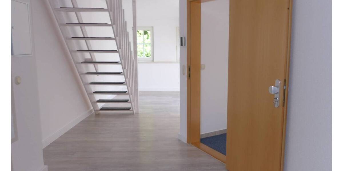 Mehrfamilienhaus, Wohnhaus Nienhagen - 9 Zimmer, 200 m&sup2;, 870.000&euro; | Angebot:25689513