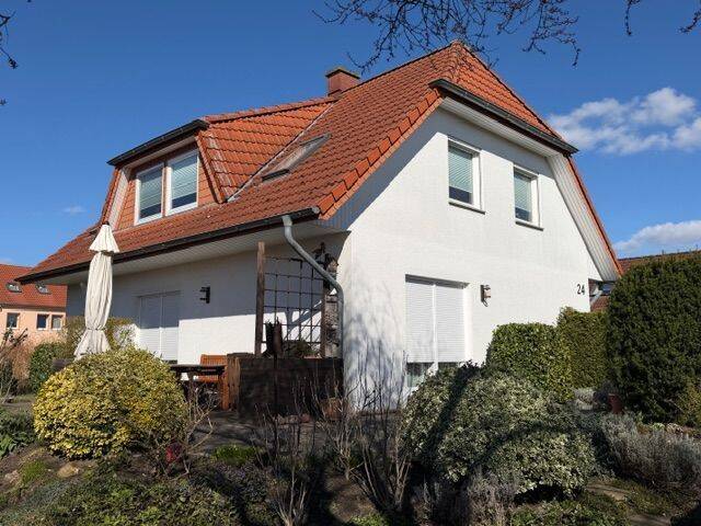 Einfamilienhaus Laage - 5 Zimmer, 140 m&sup2;, 485.000&euro; | Angebot:26038270