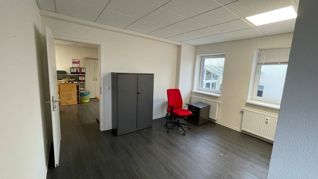 Gewerbeobjekt Rostock Sievershagen - 5 Zimmer, 150 m&sup2;, 1.350&euro; | Angebot:24026537