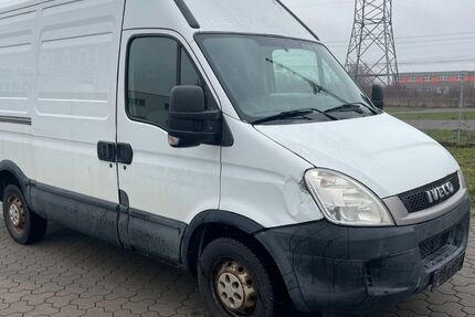 IVECO Andere 210.166 km 3.950 &euro; Broderstorf 18184