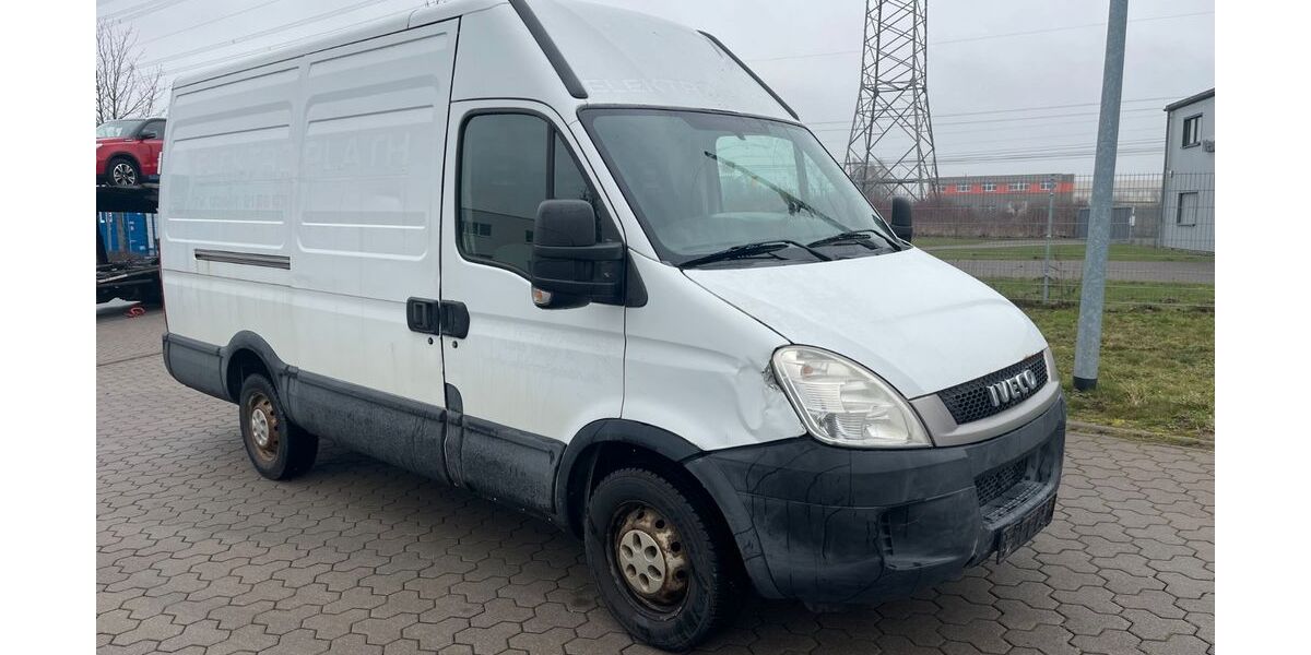 IVECO Andere 210.166 km 3.950 &euro; Broderstorf 18184