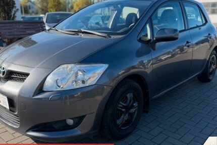 Toyota Auris 171.823 km 2.490 &euro; Rostock-Warnemünde 18119