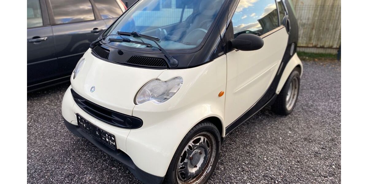 Smart ForTwo 110.819 km 2.799 &euro; Rostock 18107