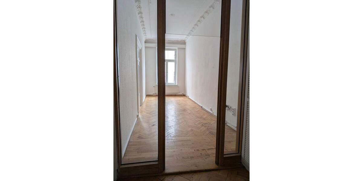 Etagenwohnung Rostock Stadtmitte - 3 Zimmer, 104 m&sup2;, 830&euro; | Angebot:25689030