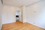 Moderne, helle 2,5 Zimmer Terrassenwohnung - Einbauküche, Einbauspots, Einbauschränke