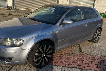 Audi A3 275.127 km 900 &euro; Bad Doberan 18209