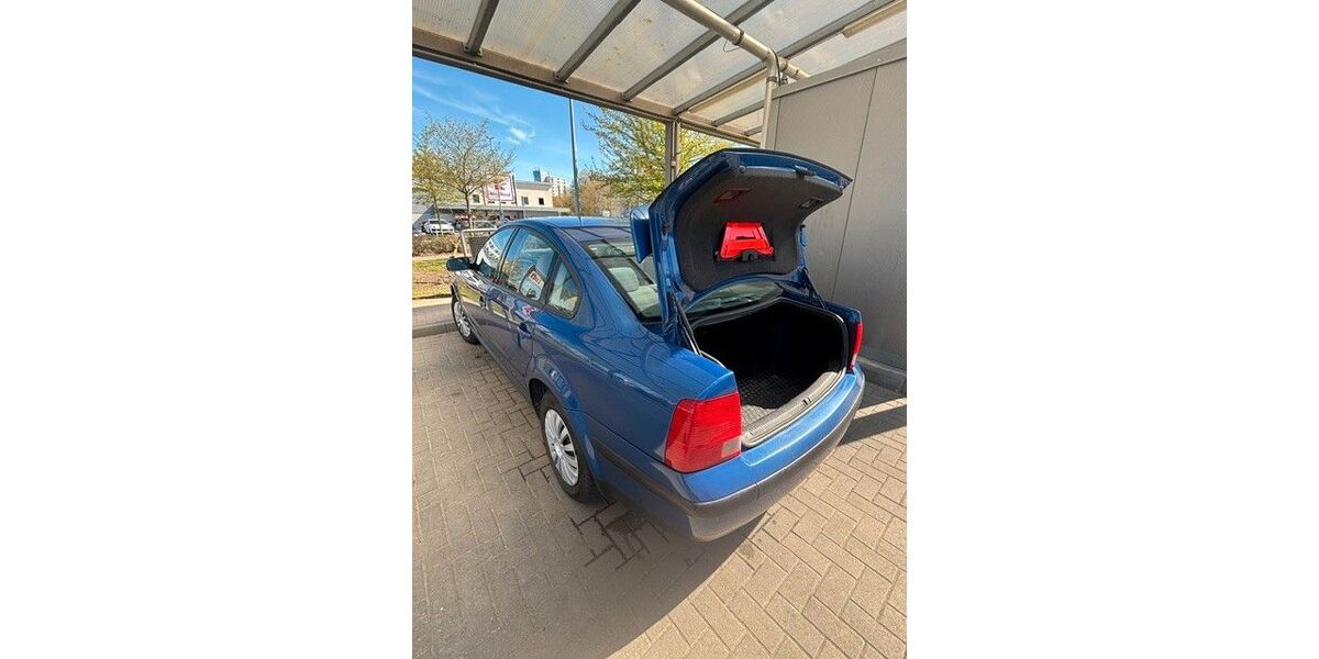 VW Passat 155.000 km 2.500 &euro; Rostock 18055
