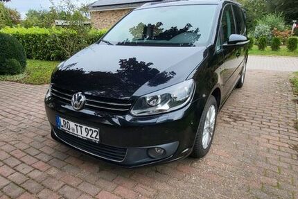 VW Touran 196.000 km 7.950 € Bützow 18246