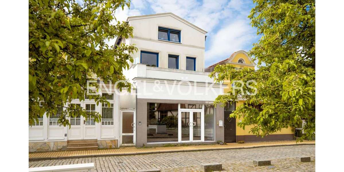 Einfamilienhaus Rostock Hohe Düne - 8 Zimmer, 356 m&sup2;, 1.744.000&euro; | Angebot:26979479