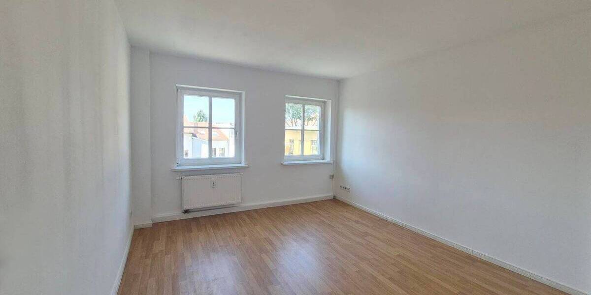 Etagenwohnung Rostock Stadtmitte - 2 Zimmer, 43 m&sup2;, 545&euro; | Angebot:26902478