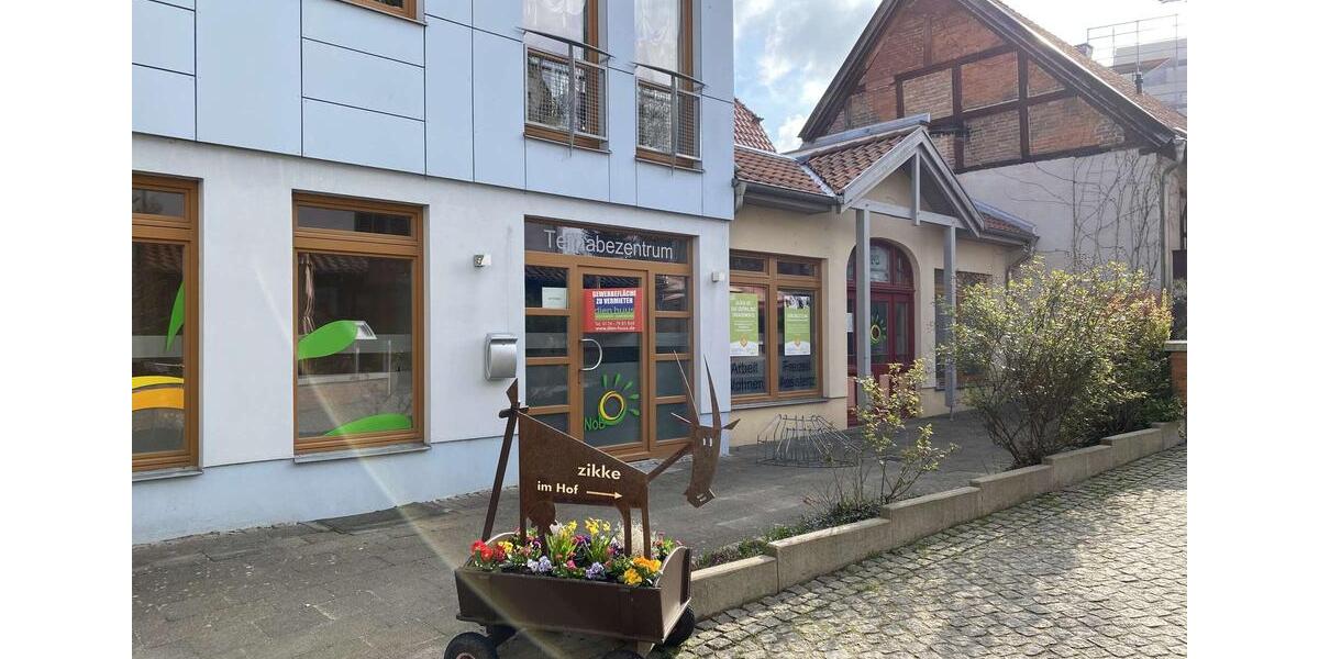 12 MONATE HALBE MIETE Gewerbeeinheit Alexandrinenhof in Bad Doberan zimmer