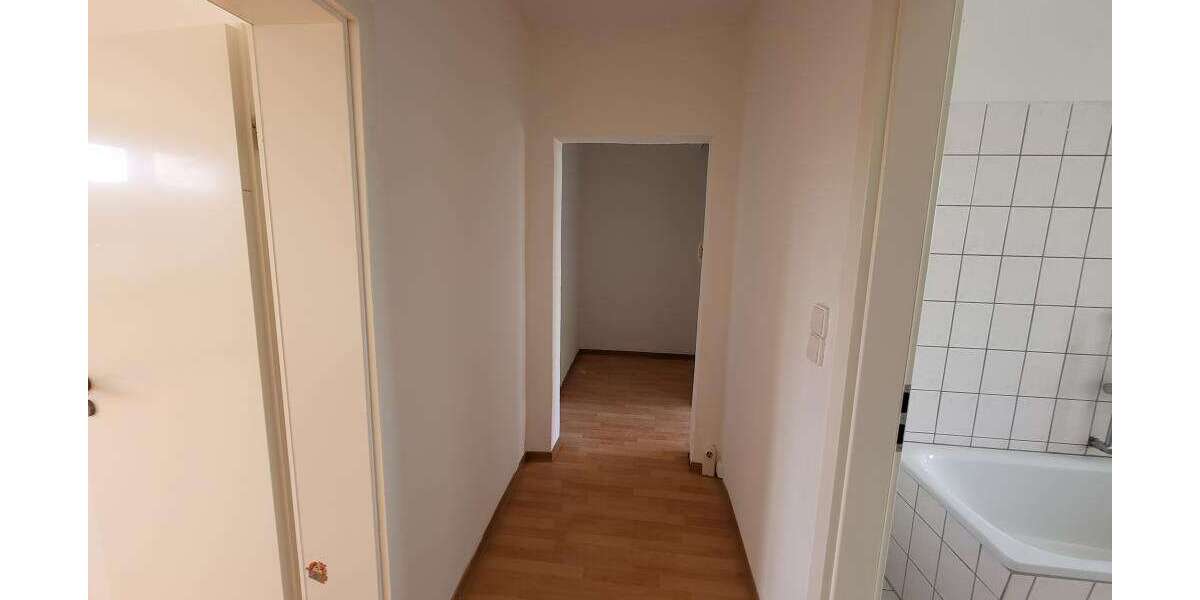 Etagenwohnung Laage - 1 Zimmer, 36 m&sup2;, 250&euro; | Angebot:25358320