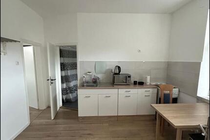 Wohnung Bützow - 1 Zimmer, 27 m&sup2;, 22&euro; | Angebot:26165215