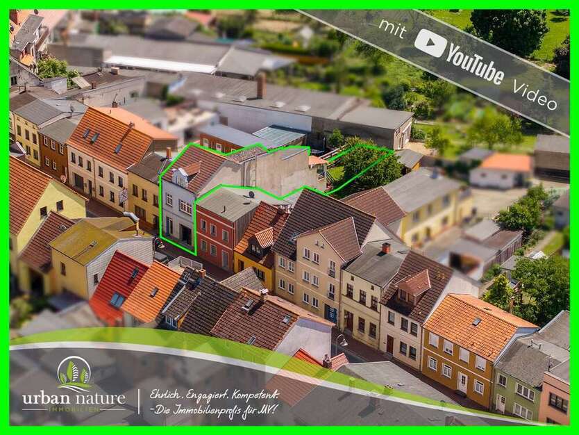 Haus zum Kaufen in Schwaan 125.000 € 200 m²