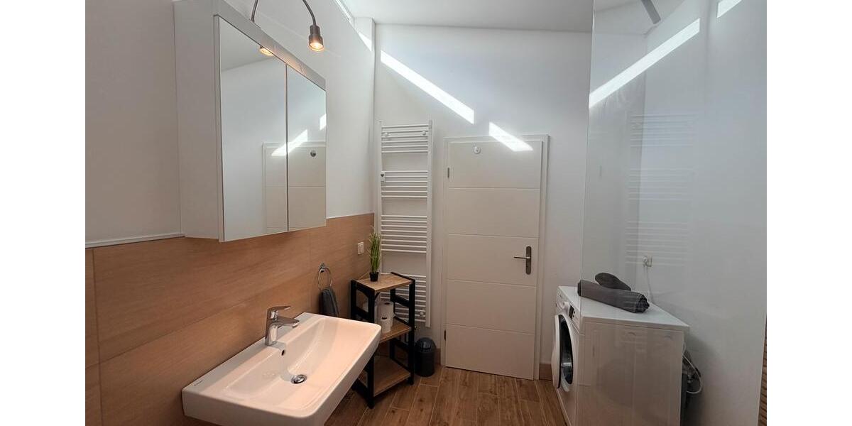 Ferienimmobilie Rostock Hansaviertel - 80&euro; | Angebot:25894678