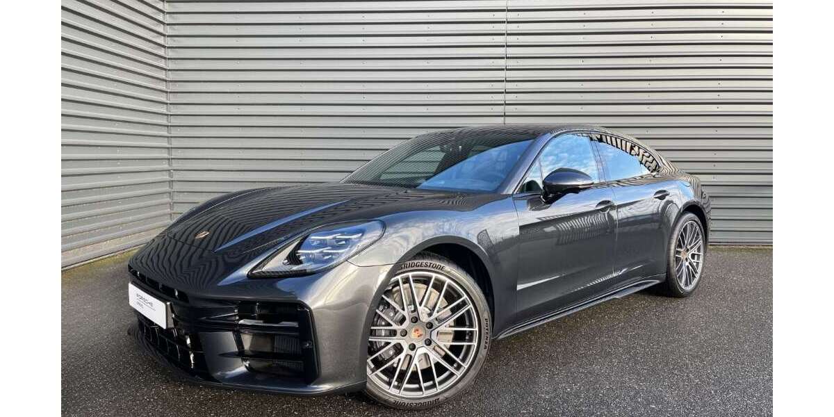 Porsche Panamera 5.900 km 145.750 &euro; Papendorf 18059