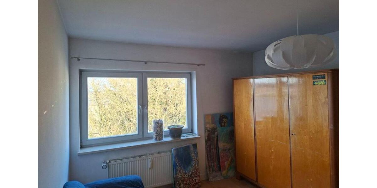 Dachgeschoßwohnung Rostock Hansaviertel - 1 Zimmer, 16 m&sup2;, 270&euro; | Angebot:25391334