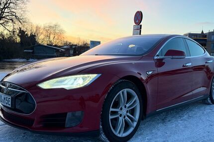 Tesla Model S 194.000 km 19.990 &euro; Rostock 18059