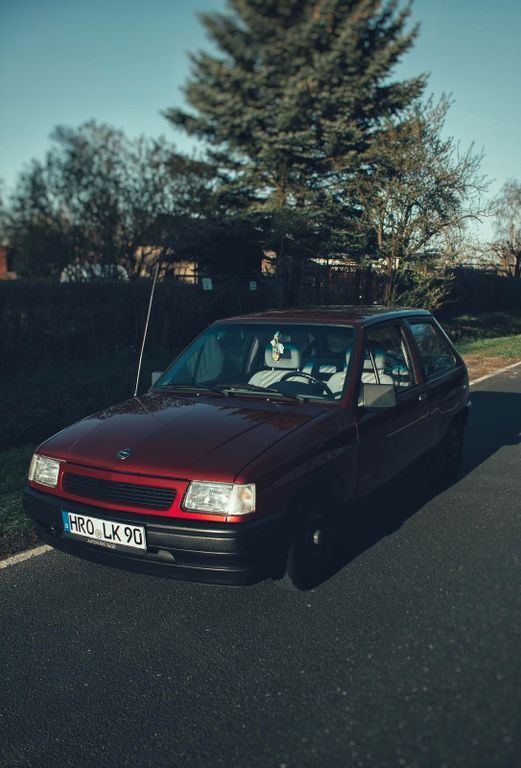 Opel Corsa 120.000 km 1.500 € Rostock 18147