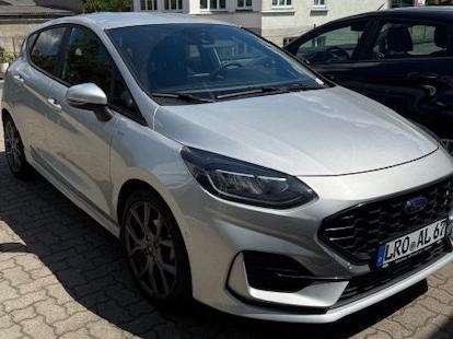 Ford Fiesta 26.000 km 18.590 € Satow 18239