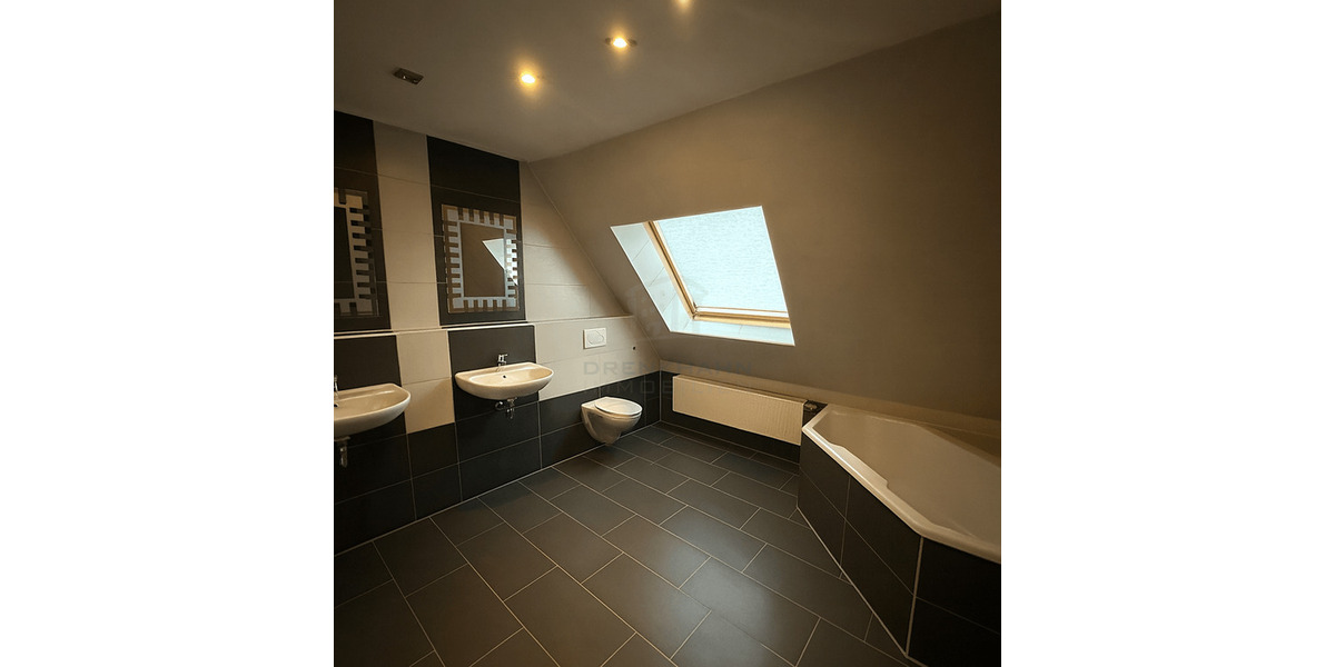 Einfamilienhaus Rövershagen - 4 Zimmer, 138 m&sup2;, 209.900&euro; | Angebot:25731303