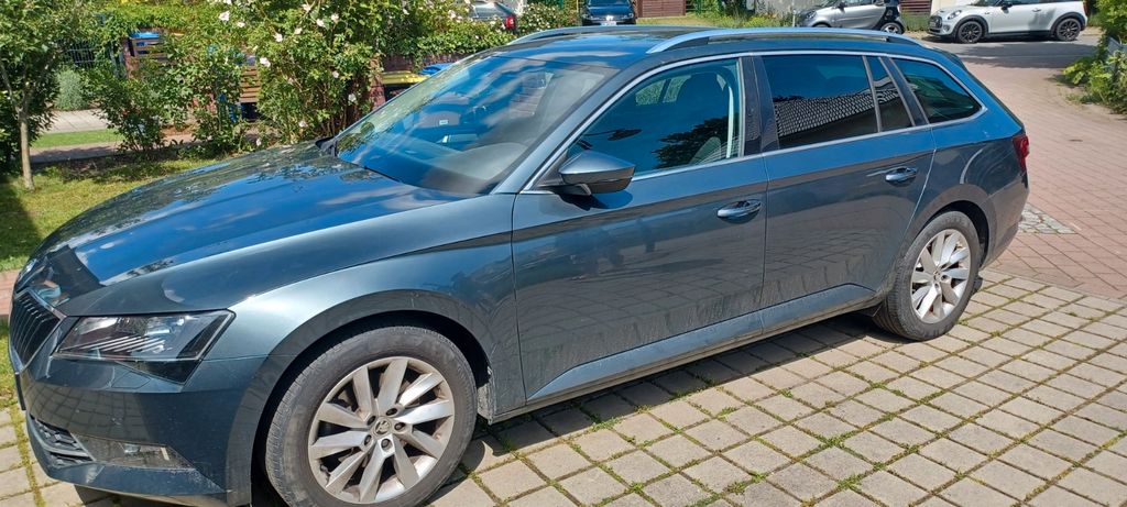 Skoda Superb 79.500 km 18.500 &euro; Kühlungsborn 18225