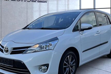 Toyota Verso 189.000 km 8.250 € Rostock 18106