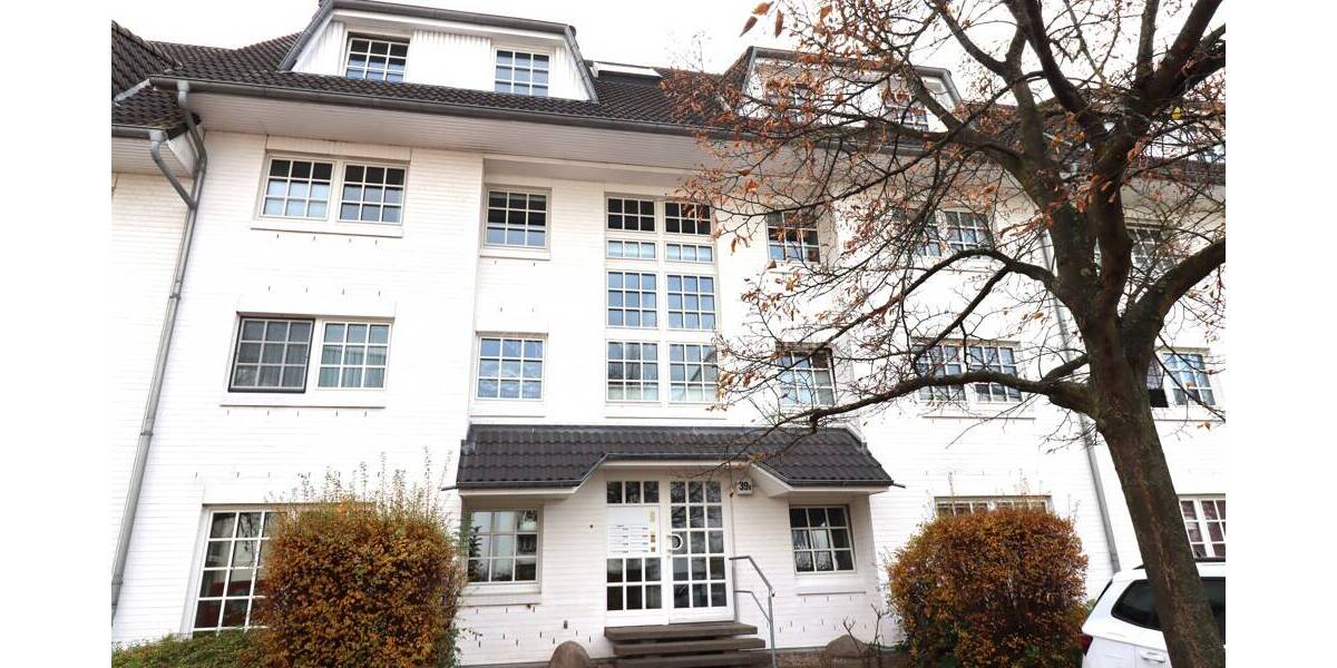 Etagenwohnung Rostock Toitenwinkel - 3 Zimmer, 76 m&sup2;, 836&euro; | Angebot:26018112