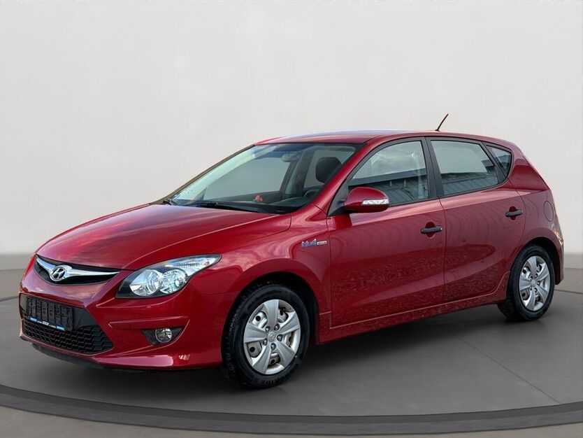 i30