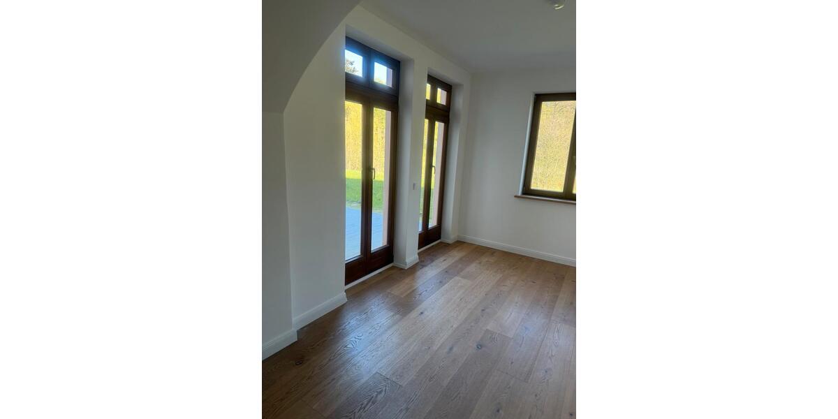 Erdgeschoßwohnung Sanitz - 4 Zimmer, 165 m&sup2;, 1.790&euro; | Angebot:26411628
