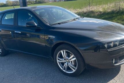 Alfa Romeo Andere 215.711 km 1.200 &euro; Broderstorf 18184