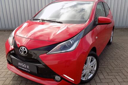 Toyota Aygo (X) 44.073 km 8.890 &euro; Ribnitz-Damgarten 18311