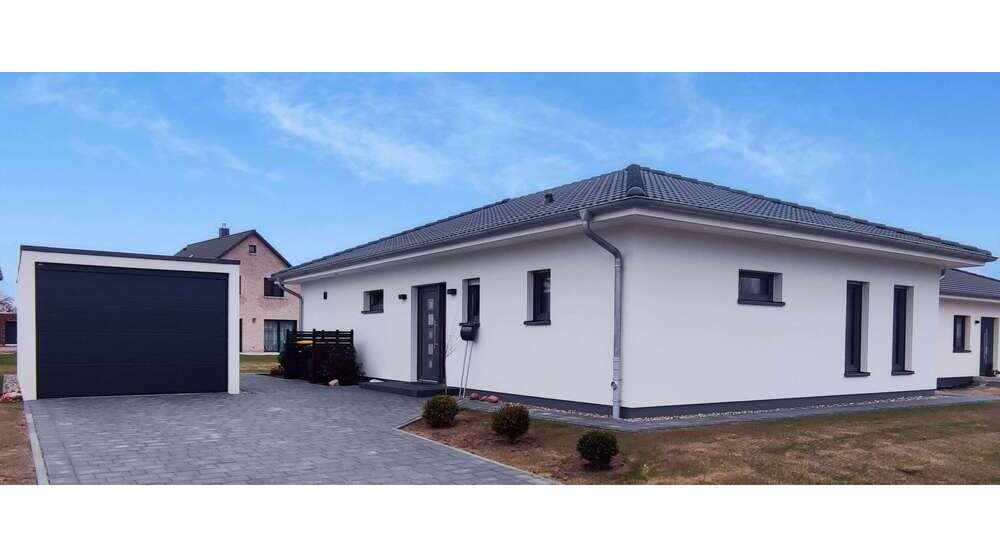 Haus zum Kaufen in Schwaan 472.000 € 102 m²