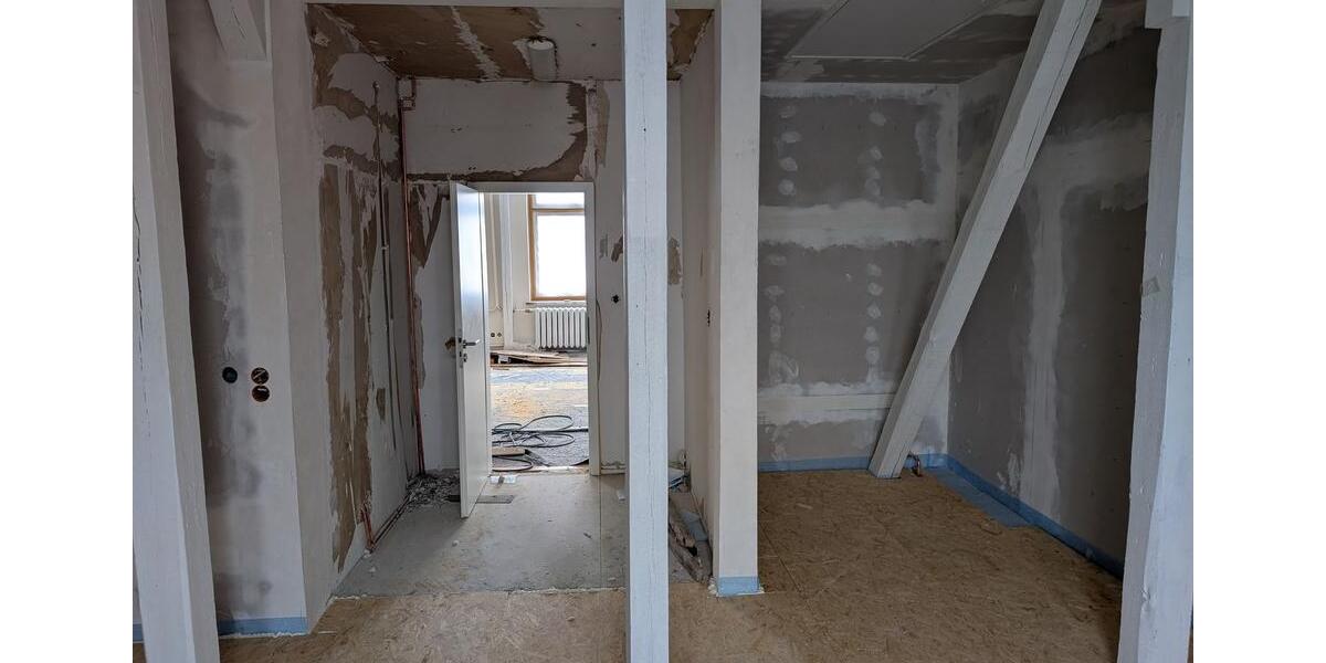 Dachgeschoßwohnung Rostock Hansaviertel - 1 Zimmer, 75 m&sup2;, 985&euro; | Angebot:25216603