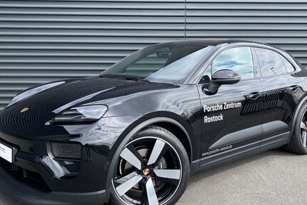 Porsche Macan 6.990 km 84.750 € Papendorf 18059