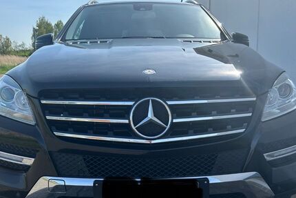 Mercedes-Benz ML 250 147.600 km 18.700 € Bentwisch 18182