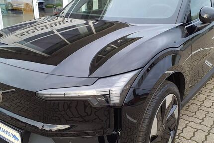 Volvo EX30 3.500 km 43.990 &euro; Bargeshagen 18211