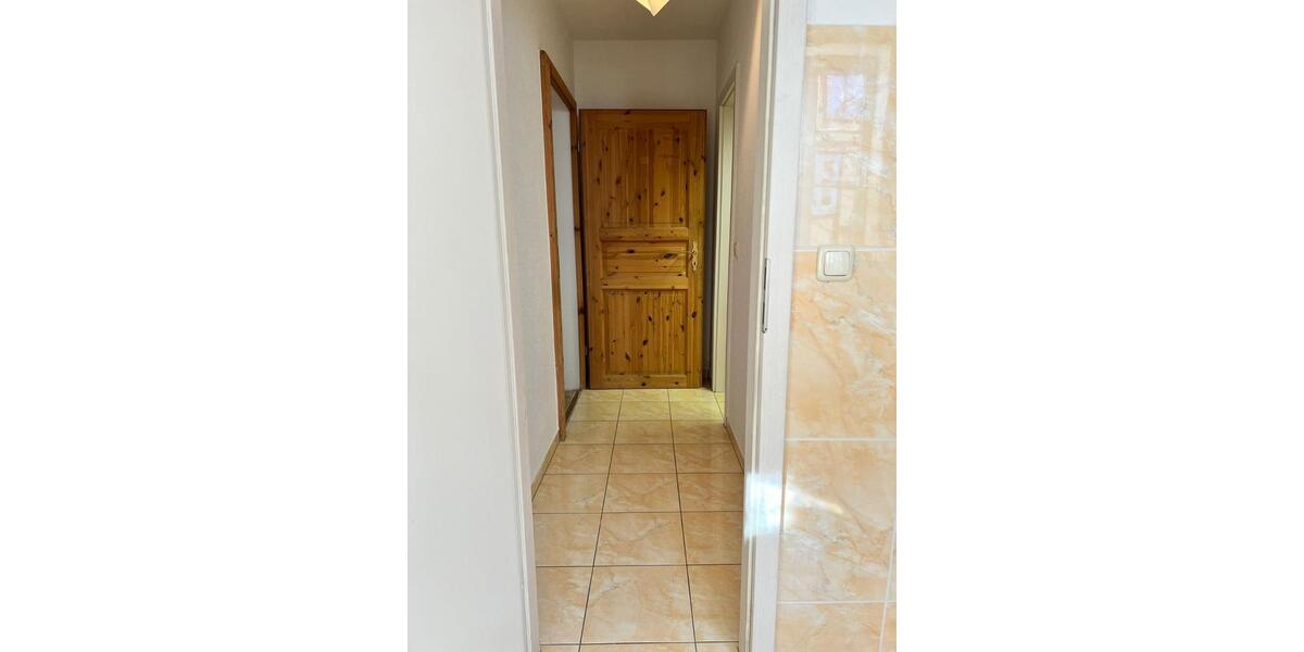 Erdgeschoßwohnung Bützow - 3 Zimmer, 110 m&sup2;, 990&euro; | Angebot:26176123
