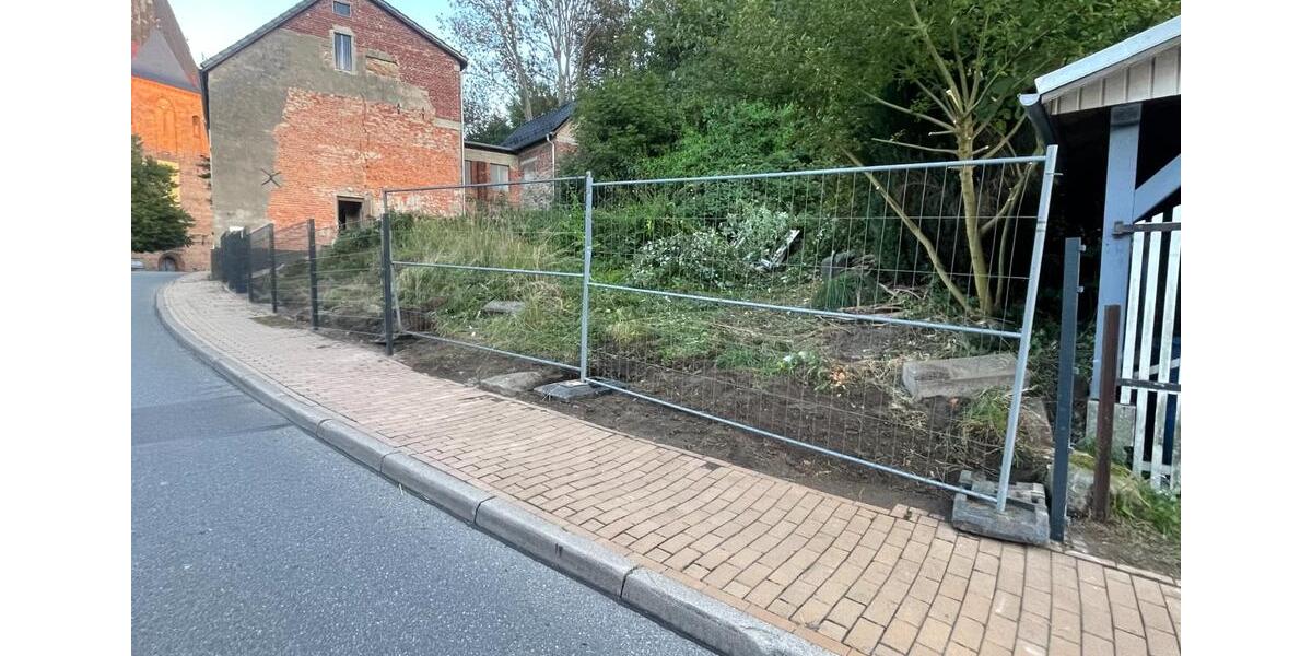 Garagen / Stellplätze Rostock Groß-Klein - 250&euro; | Angebot:24640823