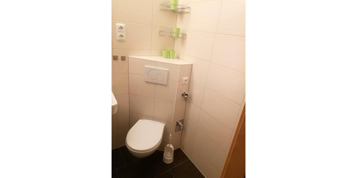 Etagenwohnung Elmenhorst/Lichtenhagen Lichtenhagen - 3 Zimmer, 60 m&sup2;, 20&euro; | Angebot:26060524