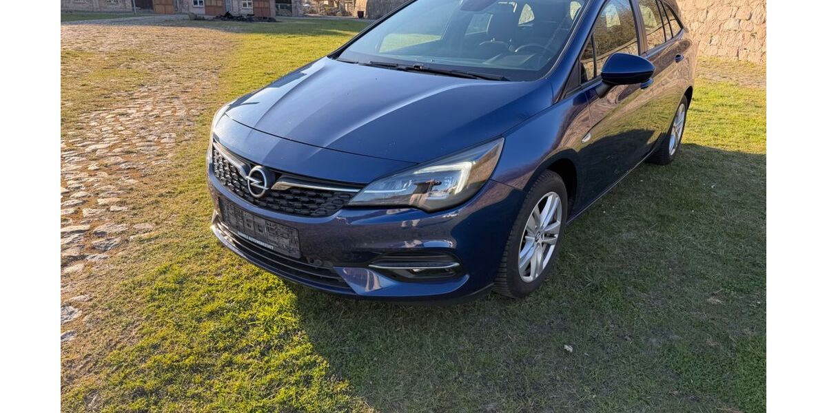 Opel Astra 77.142 km 7.800 &euro; Tessin 18195