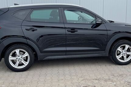 Hyundai TUCSON 98.382 km 13.490 &euro; Ribnitz / Nähe Rostock 18311