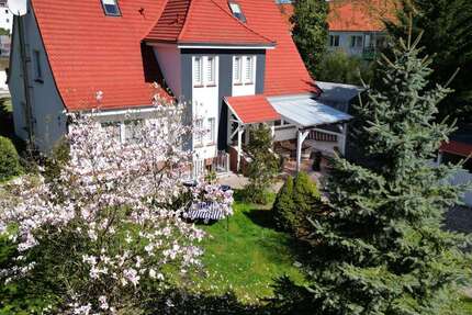 Haus Bützow - 9 Zimmer, 240 m&sup2;, 459.500&euro; | Angebot:26365159