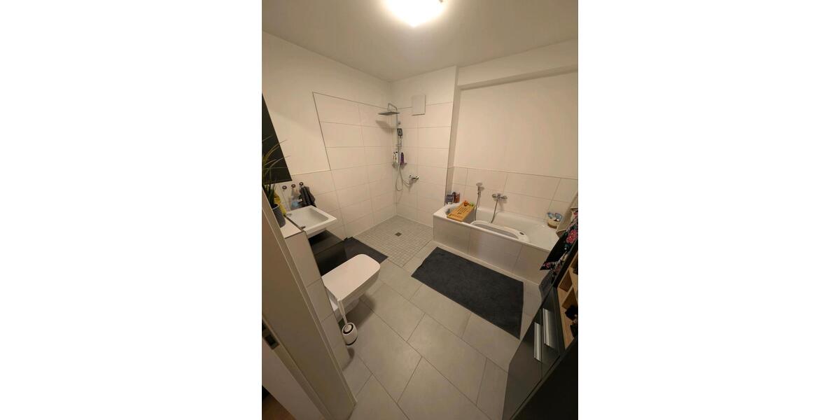 Etagenwohnung Rostock Gehlsdorf - 3 Zimmer, 80 m&sup2;, 1.326&euro; | Angebot:26704738