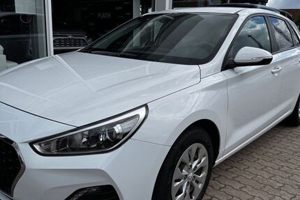 Hyundai i30 117.747 km 11.490 &euro; Rostock 18059