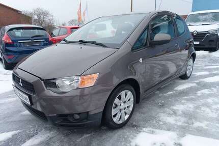 Mitsubishi Colt 74.000 km 4.900 &euro; Rostock 18107