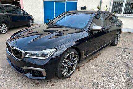 BMW M760