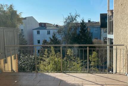 Wohnung Rostock - 5 Zimmer, 160 m&sup2;, 2.360&euro; | Angebot:26268964