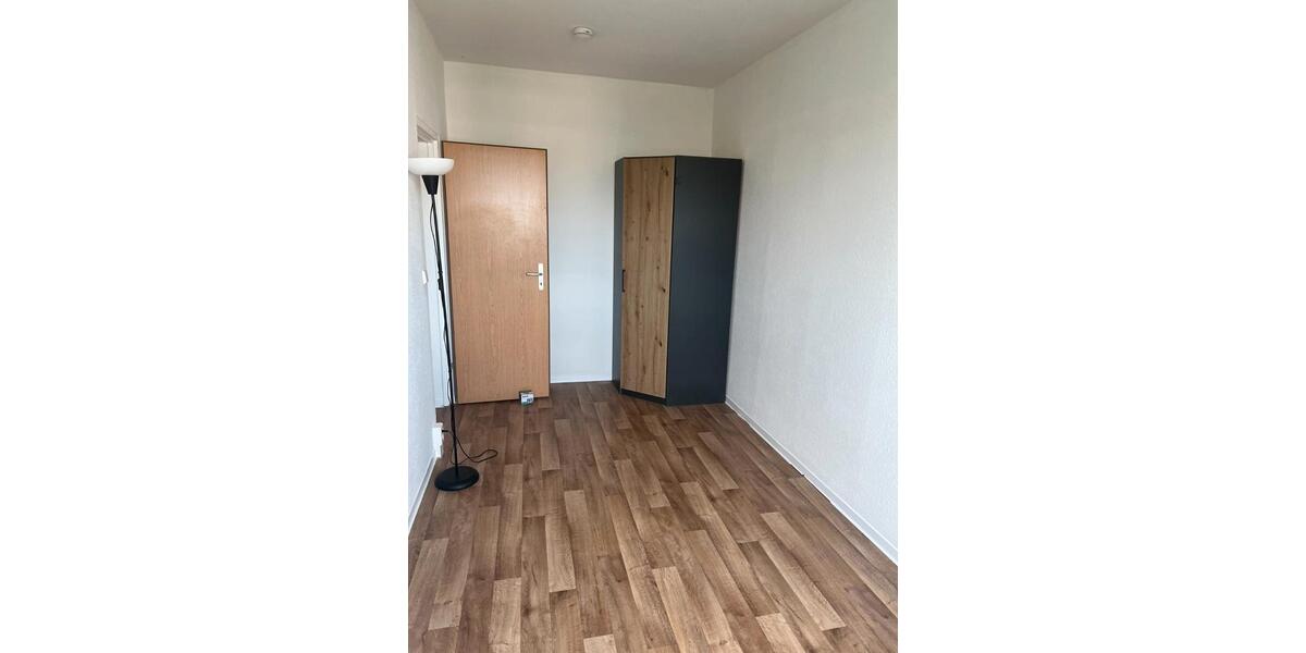 Etagenwohnung Rostock Gehlsdorf - 3 Zimmer, 62 m&sup2;, 405&euro; | Angebot:26703976