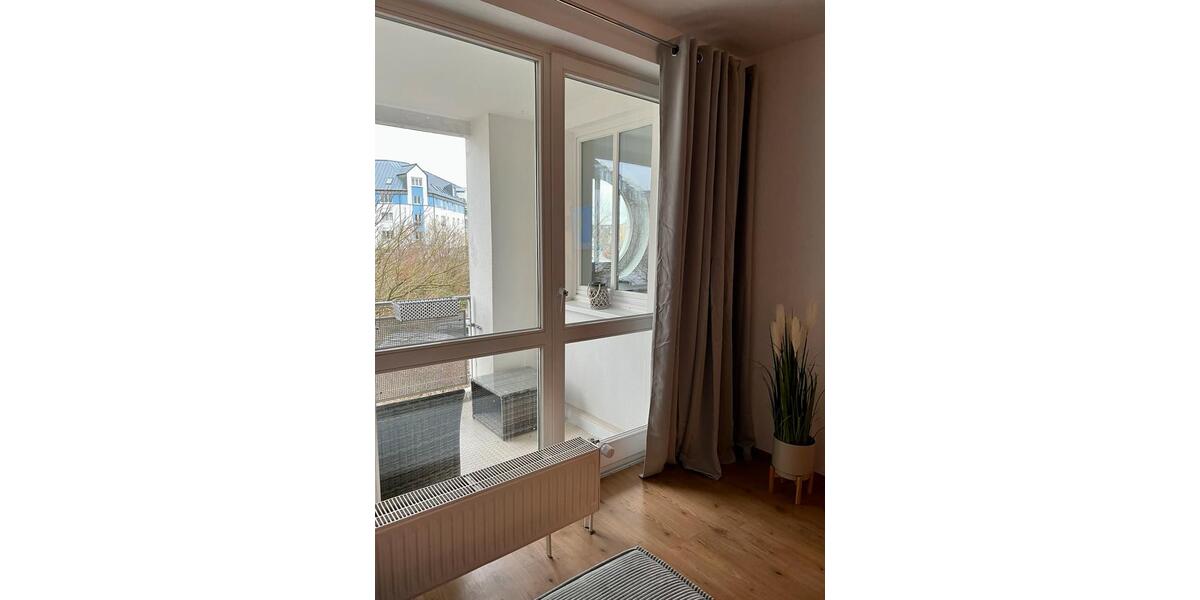 Etagenwohnung Rostock Gehlsdorf - 2 Zimmer, 62 m&sup2;, 1.300&euro; | Angebot:24438891